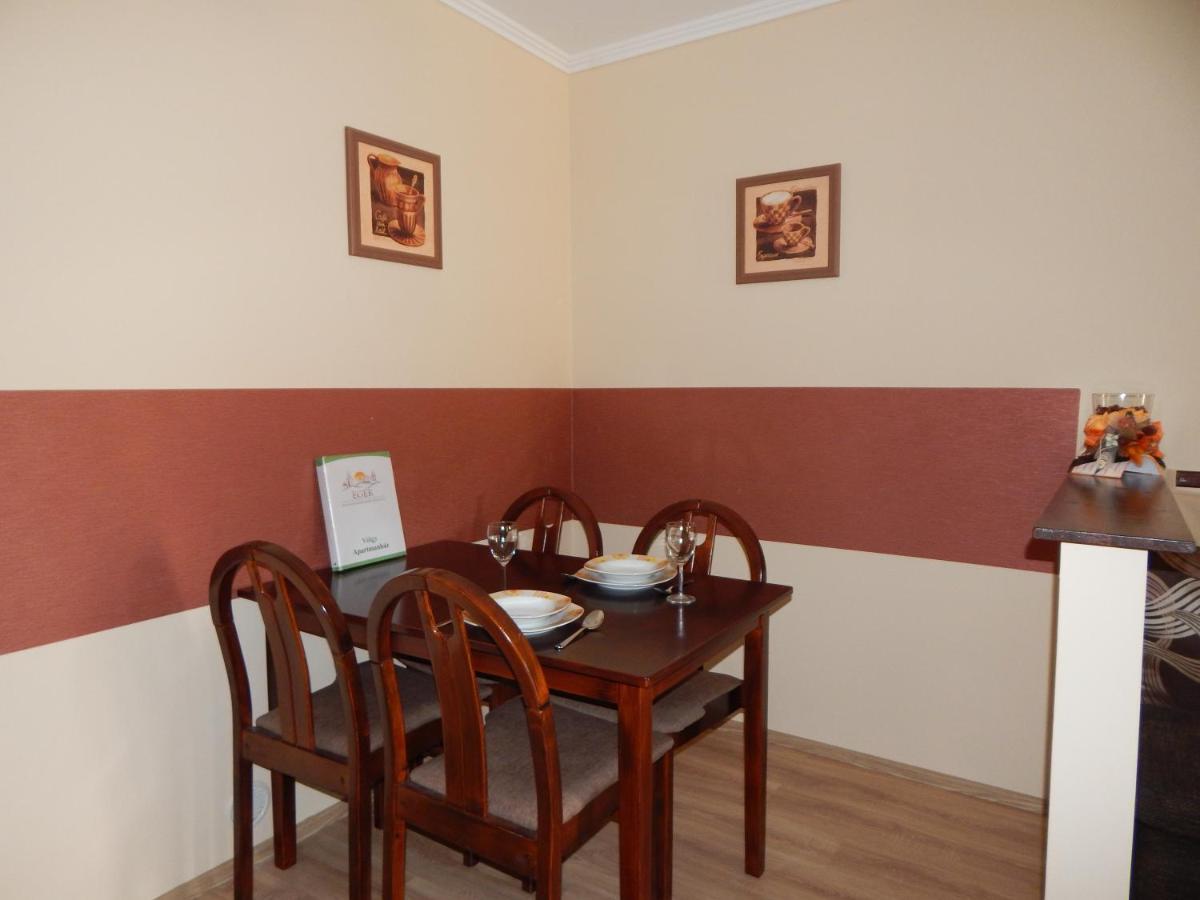 Voelgy Apartman Eger Esterno foto