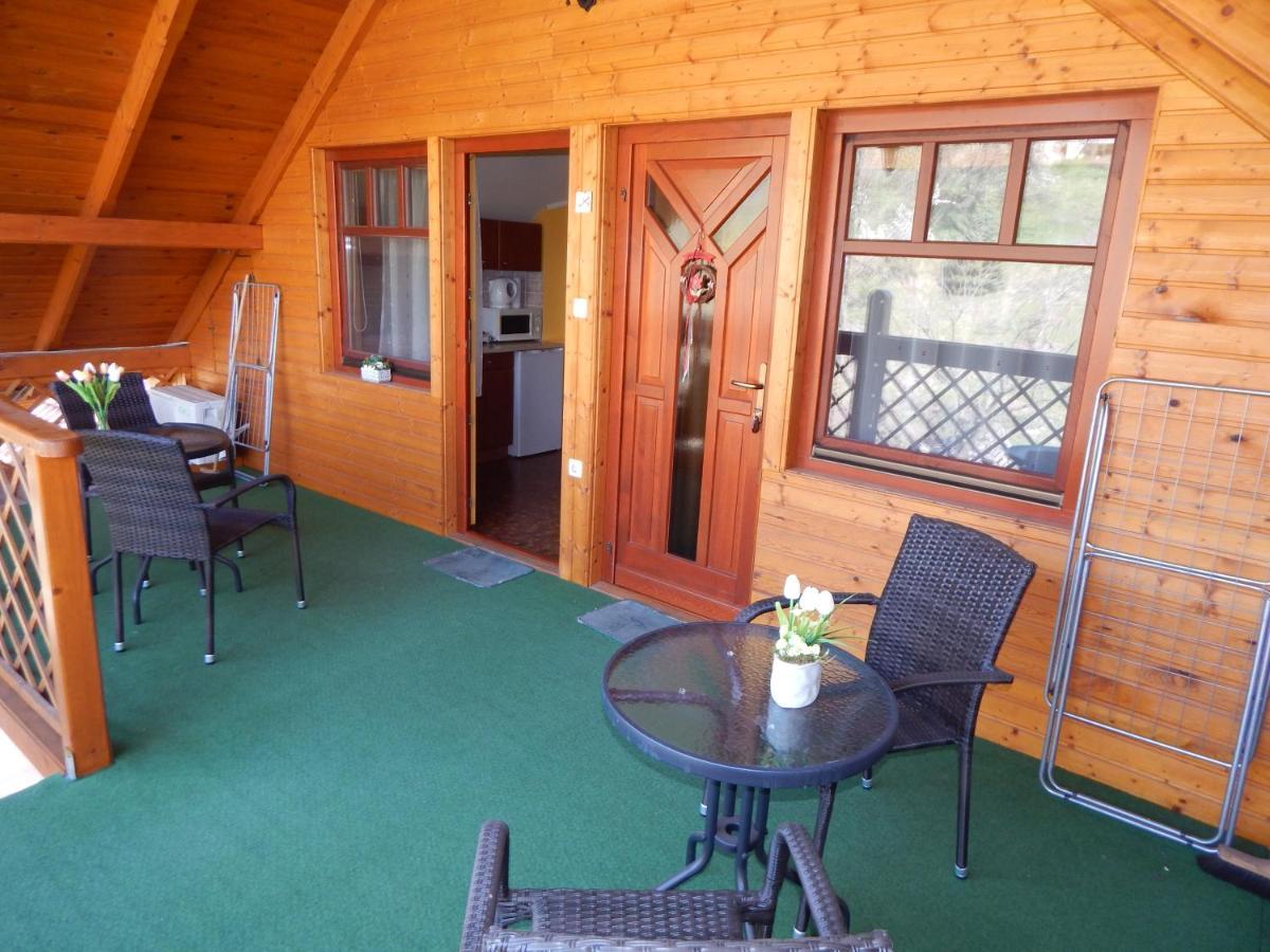 Voelgy Apartman Eger Esterno foto